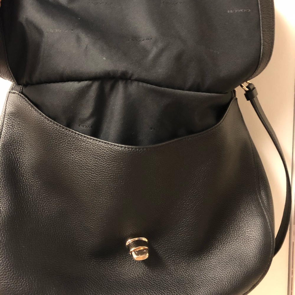 Coach shoulder bag - Picture 4 of 9